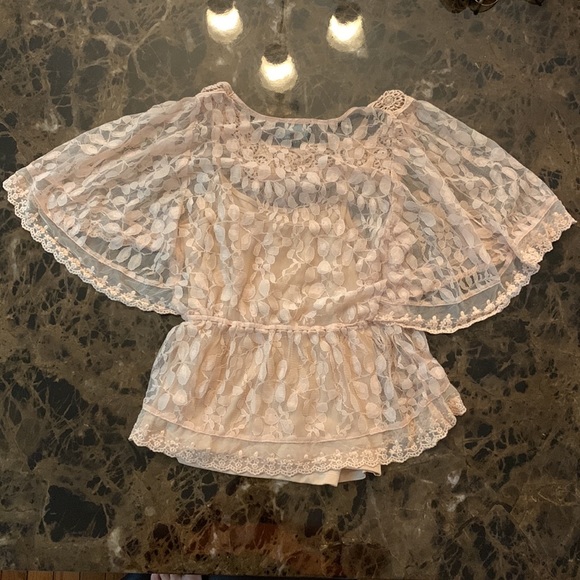 Cynthia Rowley Lace Top. Size M. - Picture 11 of 13